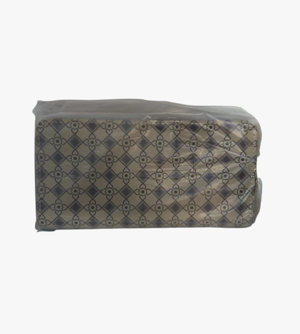Stylish Geometric Print Wallet for a New Generation of Women, Trendy and Elegant for Daily Use from Renowned Brand