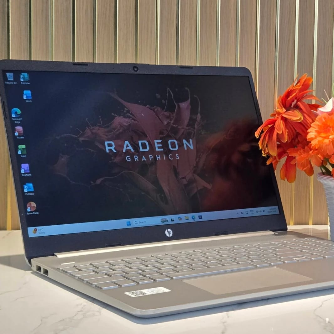 لاب توب HP 15-fc0075n Ryzen 7 5825U 8GB 512GB SSD