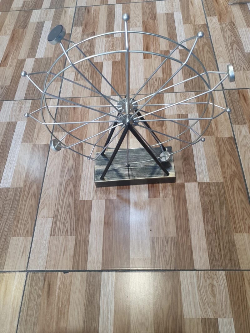 Modern Elegant Metal Ferris Wheel Decor for Living Room Decoration and Eye-Catching Design Lovers.