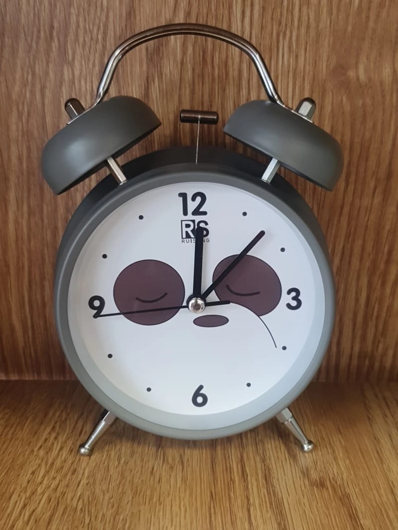 Ruuhei Classic Smile Face Design Alarm Clock for Various Uses, Simple and Elegant, Perfect for Children and Adults