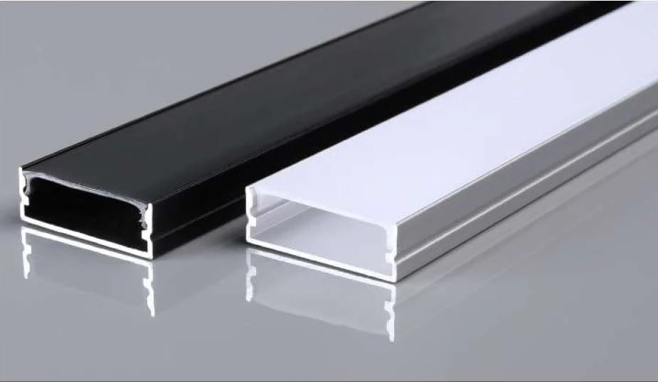 External Profile 3cm x 1cm Black