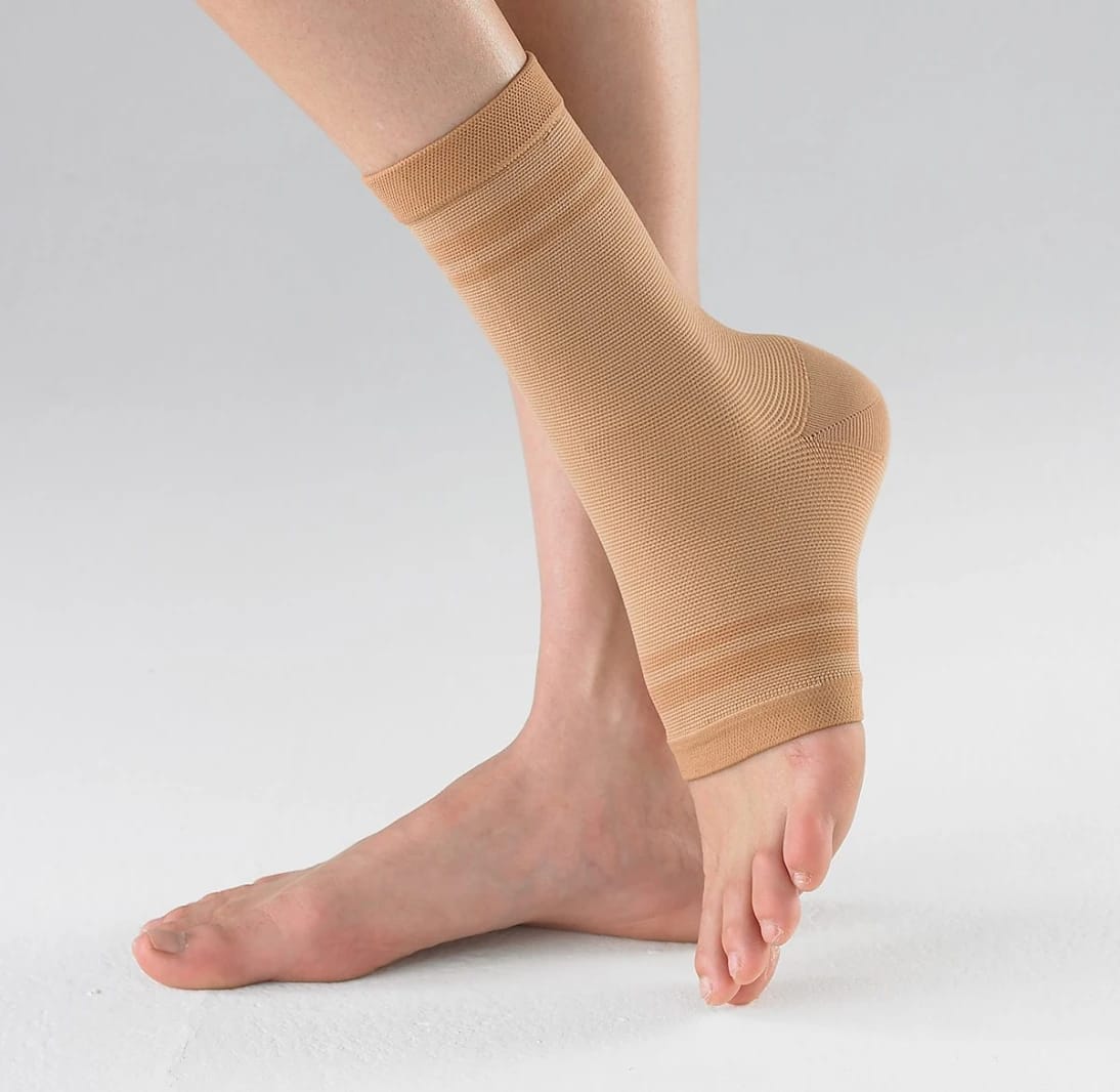 COMPRESSION ANKLE SUPPORT