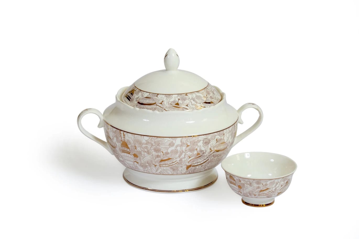 Porcelain Soup Bowls Set of 6 with Gold City Design