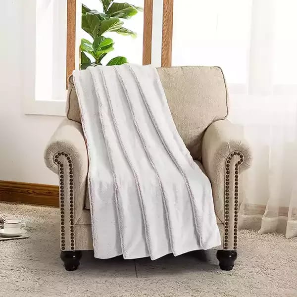 Nova Home 'Serengeti' Throw - 130x170 cm - Pink