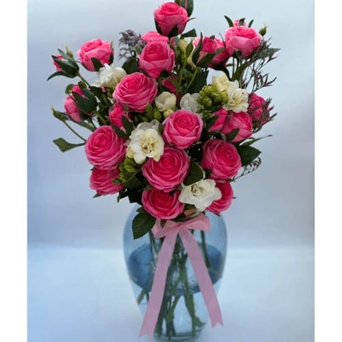 25 Pink and 5 White Roses in Vase | Pastel Harmony