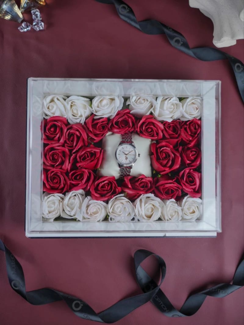The Silver Heritage Box