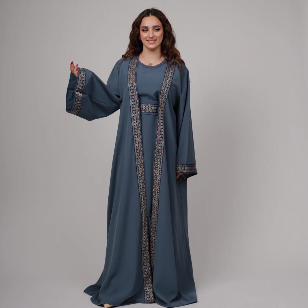 طقم عباية أزرق أنيق