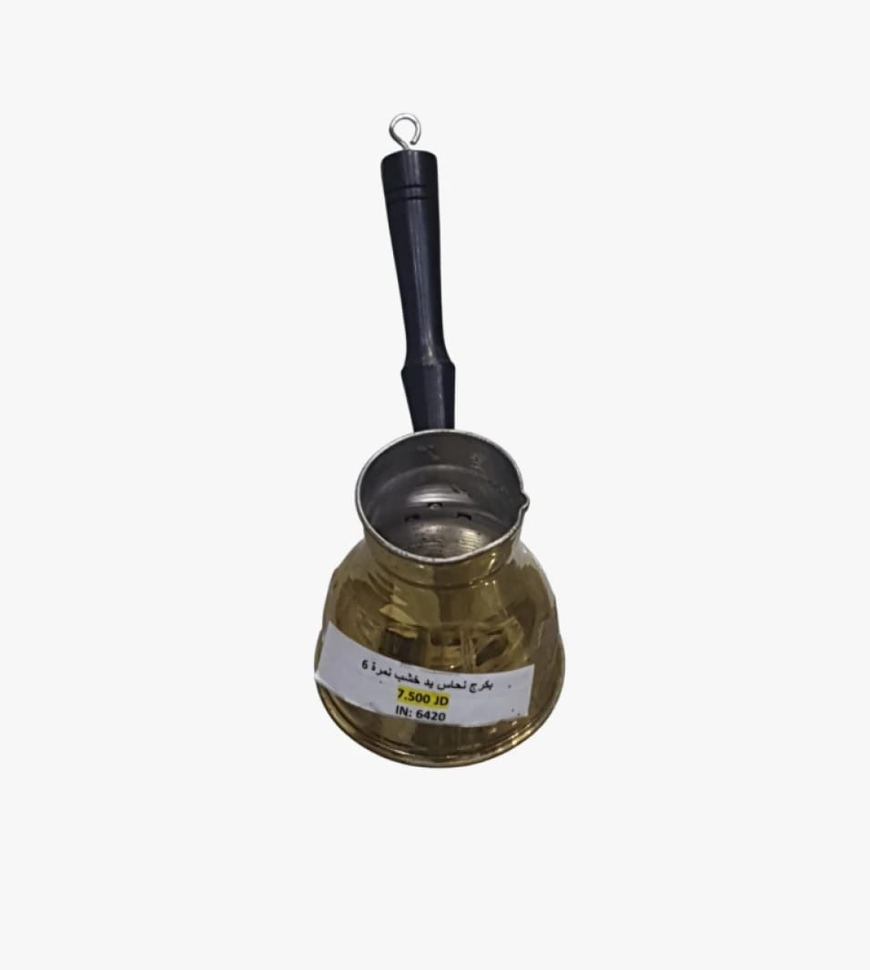 Elegant Copper Coffee Pot with Wooden Handle for Quality Brewing for Detail-Oriented Kitchen Enthusiasts