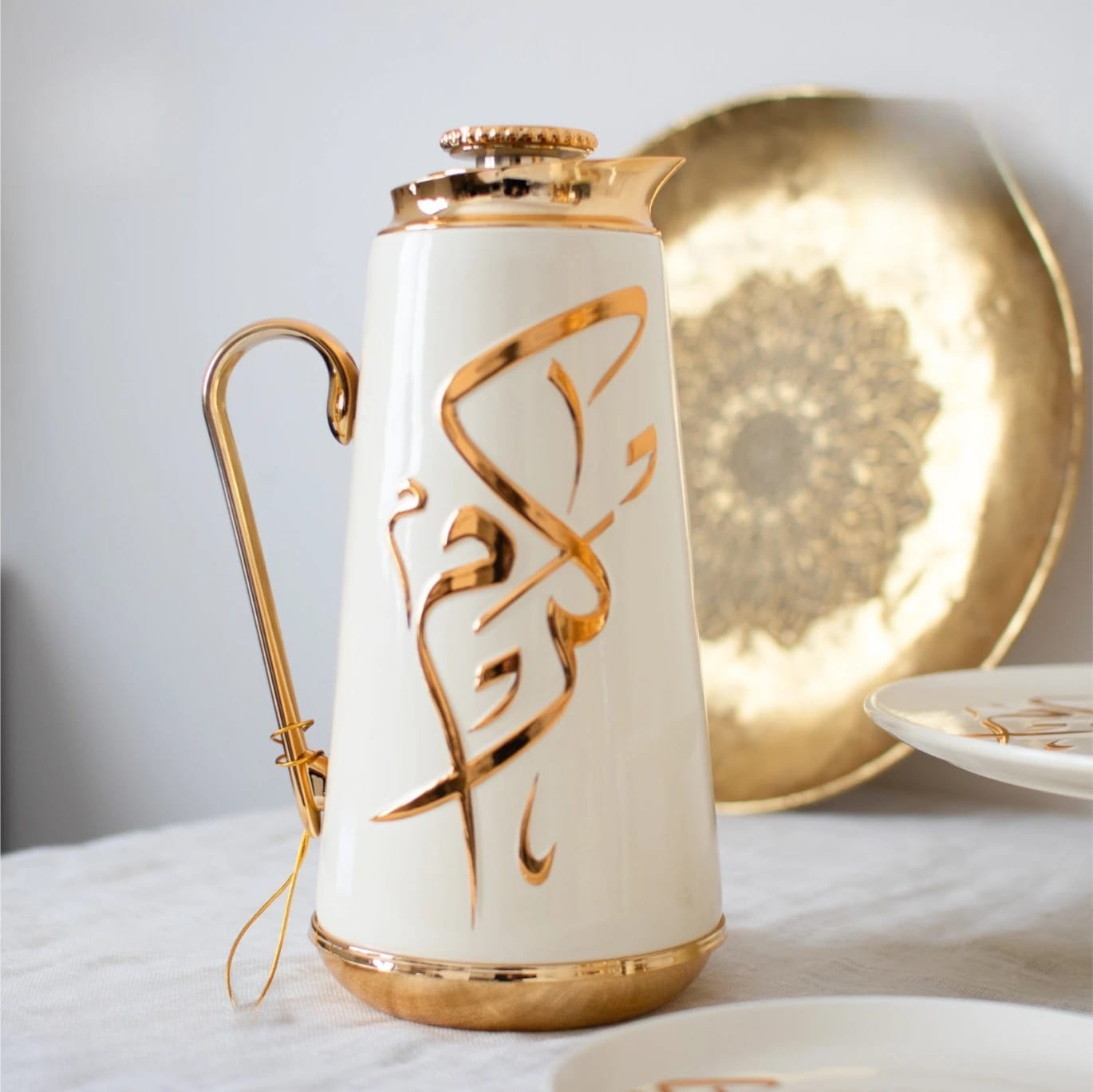 دلة قهوة فاخرة