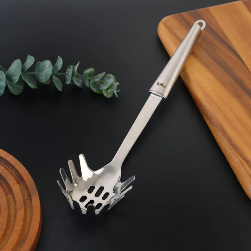 Julia Spaghetti Spoon