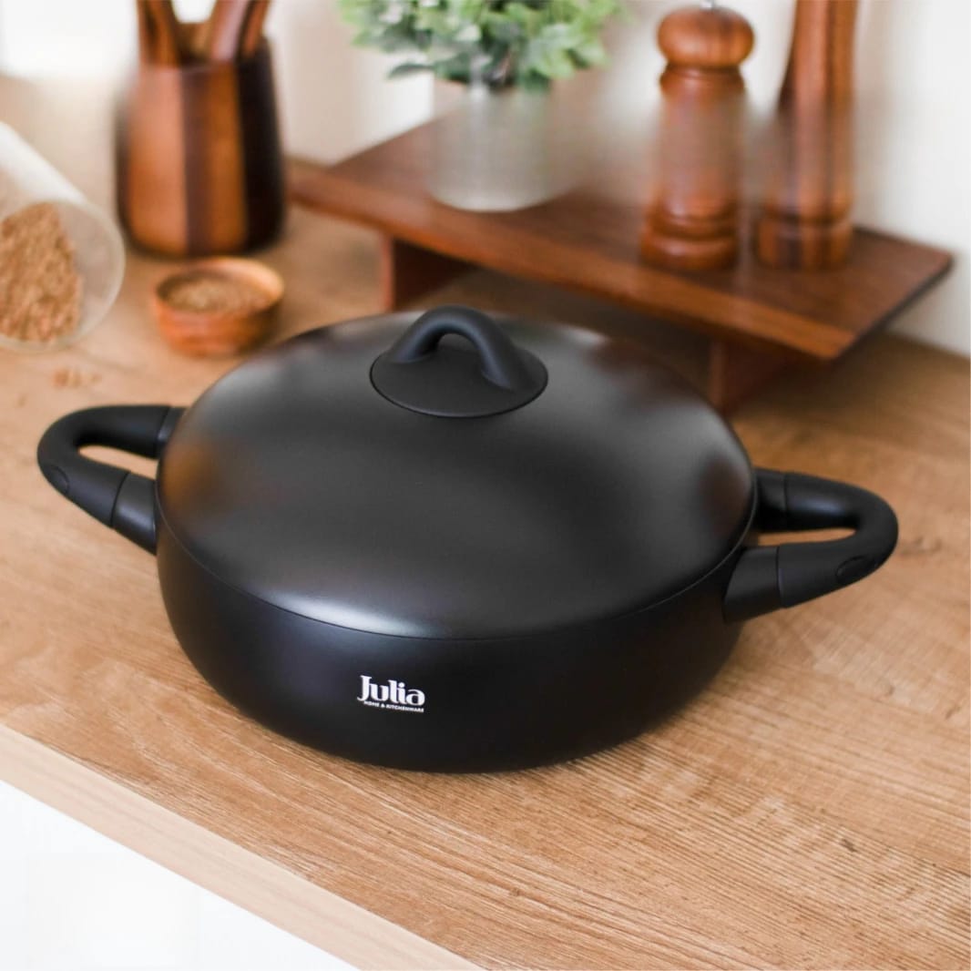 طنجرة جوليا حفة واطية Black Tec JULIA