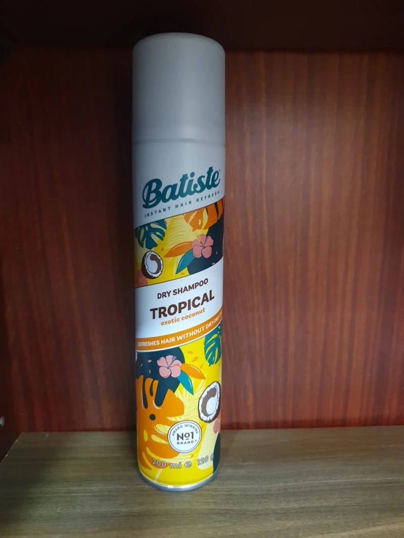 Batiste Dry Shampoo with Tropical Design and Exotic Coconut Scents for Adult Users