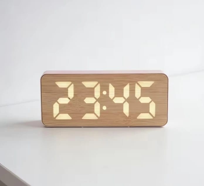 LED Wooden Charging Clock