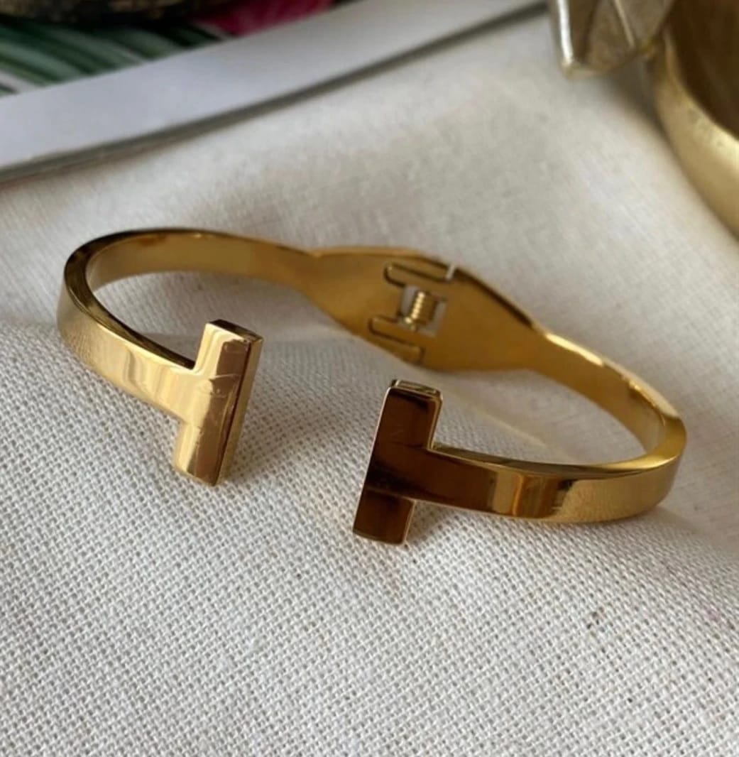 T Classic Bracelet
