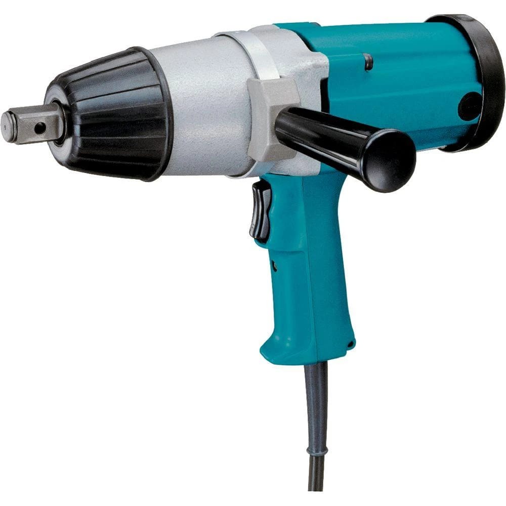 Makita 850W Impact Wrench (6906)