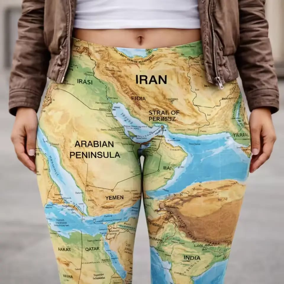 ليغينغز مابا نسائية بتصميم خريطة العالم الجغرافية العصرية والمريحة من براند أنيقة لكل موسم
