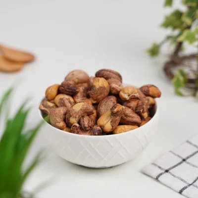 Roasted Cashews with Shell 250g